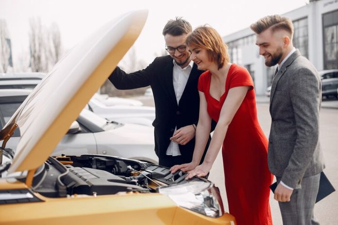 أفضل 3 مواقع لشراء السيارات المستعملة في الكويت